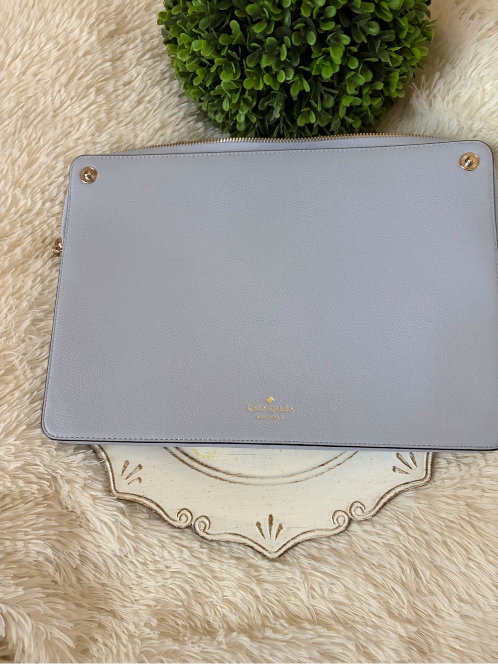 kate spade Pebbled Leather Laptop cover in Light Blue Gray